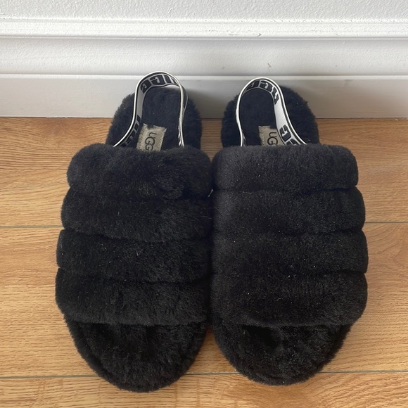 Ugg slippers - Picture 3 of 10